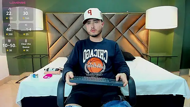 Salvattore Muller online show from 03/23/26, 08:57