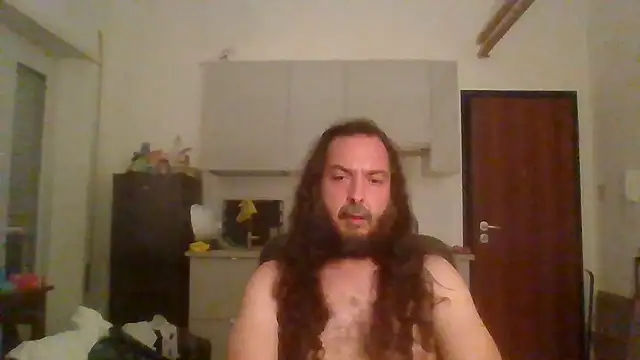 Snapshot of ulysses85 chatting on 06/15/26, 08:22 ulysses85 online show from 06/15/26, 08:22