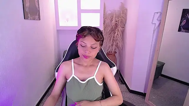 melodyy as online show from 01/15/26, 12:32