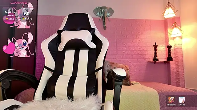 Dulce Stormy online show from 02/20/26, 12:16