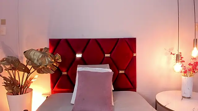 TessaMonroee online show from 03/28/26, 06:18