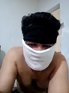 Snapshot of gujjuboysexy123 chatting on 02/18/26, 11:17 gujjuboysexy123 online show from 02/18/26, 11:17