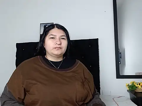 LauraHorny69 online show from 03/20/26, 12:54