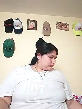 LauraHorny69 online show from 04/30/26, 08:57