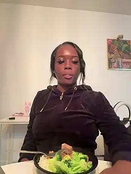 icelyne 2001 online show from 02/28/26, 11:39