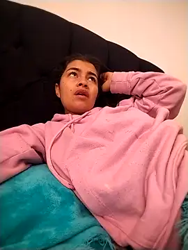 Scarlett Hot69 online show from 03/25/26, 07:42