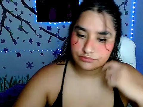 Im May  online show from 02/28/26, 04:41