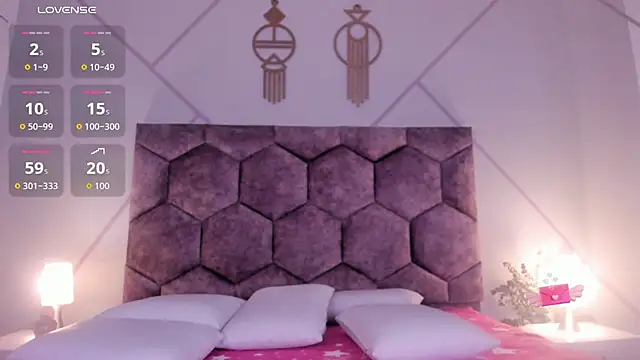 Snapshot of valeria_becket chatting on 04/23/26, 07:38 valeria becket online show from 04/23/26, 07:38