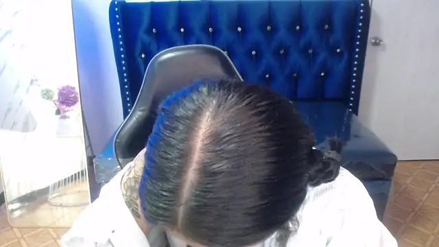 Snapshot of Candy_Rose_v chatting on 02/19/26, 01:07 Candy Rose v online show from 02/19/26, 01:07