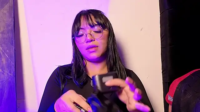 Snapshot of victoriia_thompson chatting on 02/20/26, 08:31 victoriia thompson online show from 02/20/26, 08:31