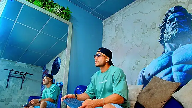 Snapshot of Vans_Ross chatting on 03/19/26, 07:40 Vans Ross online show from 03/19/26, 07:40