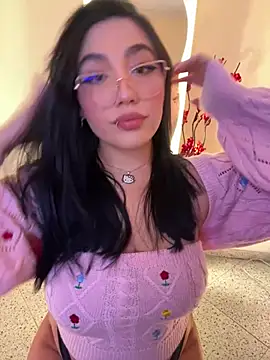 Snapshot of Your_Enyel chatting on 04/11/26, 01:32 Your Enyel online show from 04/11/26, 01:32