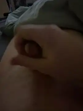 Snapshot of Sirschwanz69 chatting on 03/20/26, 01:10 Sirschwanz69 online show from 03/20/26, 01:10