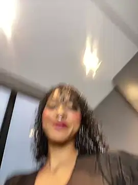Snapshot of LizStorm_ chatting on 06/08/26, 11:43 LizStorm online show from 06/08/26, 11:43