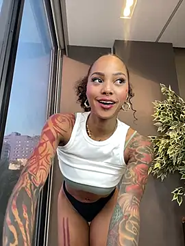 LizStorm  online show from 07/06/26, 11:51