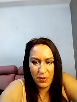 Snapshot of anastasiadaniela chatting on 02/11/26, 03:00 anastasiadaniela online show from 02/11/26, 03:00