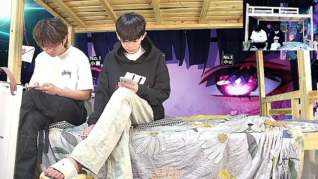 xiaohuangren01 online show from 03/05/26, 04:19