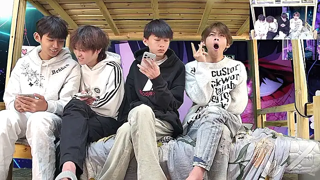 xiaohuangren01 online show from 03/13/26, 05:47