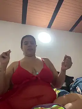 Julissa x online show from 02/12/26, 12:00