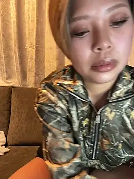 BADBITCHISAKI online show from 02/02/26, 01:10