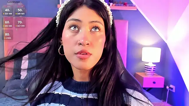 Snapshot of internett_sweetheart chatting on 02/08/26, 05:11 internett sweetheart online show from 02/08/26, 05:11