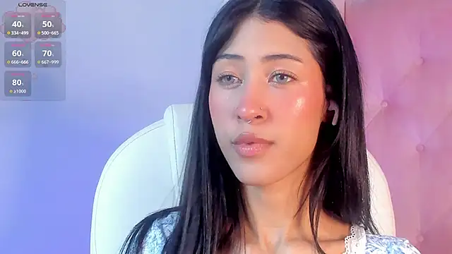 Snapshot of internett_sweetheart chatting on 04/22/26, 06:16 internett sweetheart online show from 04/22/26, 06:16
