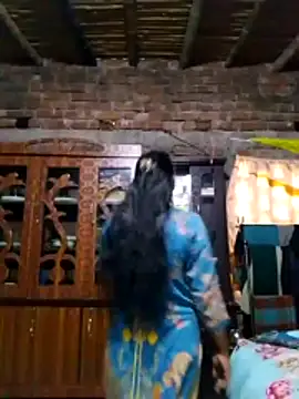 Hot Sweeti online show from 04/15/26, 10:11