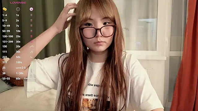 Snapshot of nullgirl chatting on 03/24/26, 01:32 nullgirl online show from 03/24/26, 01:32