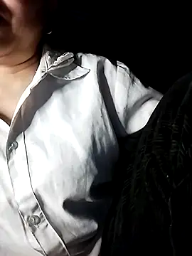 Snapshot of Sam-cute chatting on 04/16/26, 02:51 Sam-cute online show from 04/16/26, 02:51