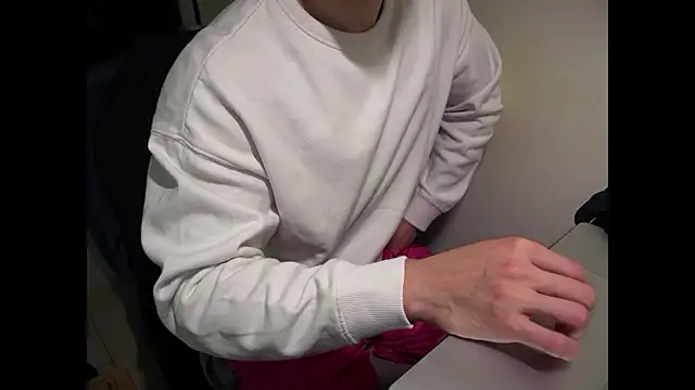 Snapshot of hao105 chatting on 02/07/26, 02:10 hao105 online show from 02/07/26, 02:10