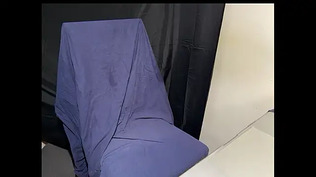 Snapshot of hao105 chatting on 02/20/26, 02:50 hao105 online show from 02/20/26, 02:50