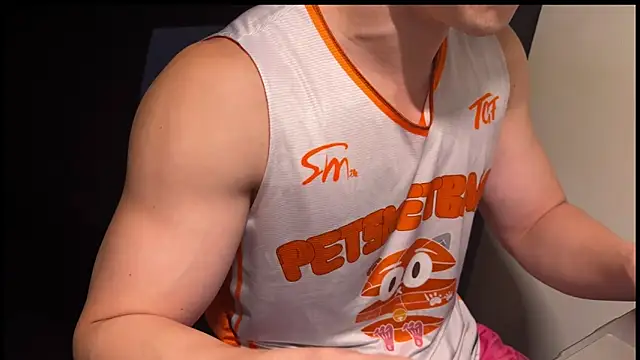 Snapshot of hao105 chatting on 03/12/26, 03:07 hao105 online show from 03/12/26, 03:07