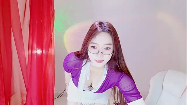 Snapshot of luna-168 chatting on 06/16/26, 08:17 luna-168 online show from 06/16/26, 08:17