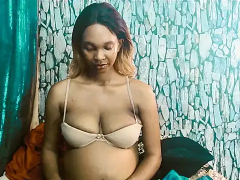 Snapshot of Caramelminxxx1 chatting on 02/04/26, 06:30 Caramelminxxx1 online show from 02/04/26, 06:30