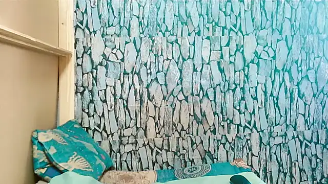 Snapshot of Caramelminxxx1 chatting on 02/13/26, 06:31 Caramelminxxx1 online show from 02/13/26, 06:31