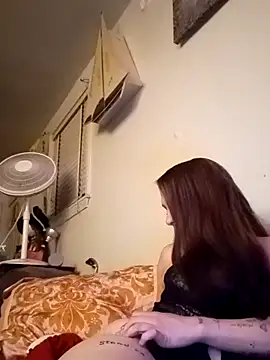 Snapshot of LadySn0w26 chatting on 02/01/26, 02:21 LadySn0w26 online show from 02/01/26, 02:21