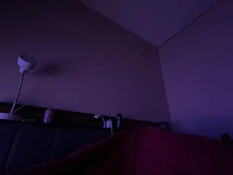 Snapshot of Bigdicktrick227 chatting on 02/18/26, 07:54 Bigdicktrick227 online show from 02/18/26, 07:54