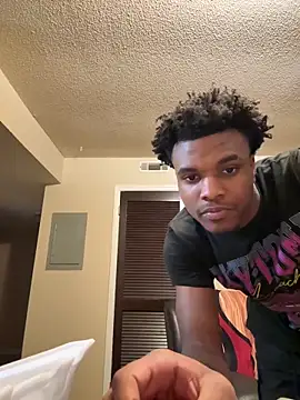 Snapshot of Bigdicktrick227 chatting on 03/02/26, 02:36 Bigdicktrick227 online show from 03/02/26, 02:36