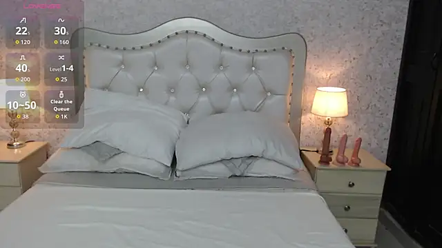 Snapshot of skinny_keily14 chatting on 02/26/26, 11:31 skinny keily14 online show from 02/26/26, 11:31