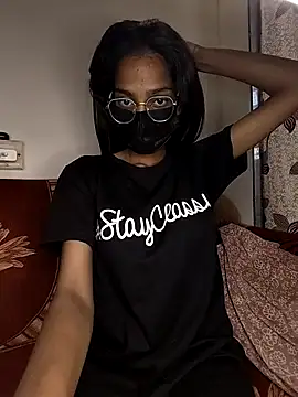 Snapshot of shaily_ji2 chatting on 03/08/26, 02:04 shaily ji2 online show from 03/08/26, 02:04