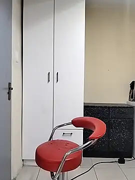 Snapshot of LUNAARXO1 chatting on 02/04/26, 08:47 LUNAARXO1 online show from 02/04/26, 08:47