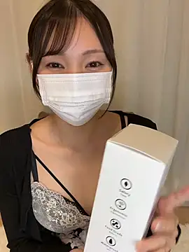 Snapshot of Miwa__15 chatting on 03/26/26, 10:32 Miwa 15 online show from 03/26/26, 10:32