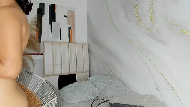 Snapshot of sofia_laverde chatting on 04/04/26, 07:22 sofia laverde online show from 04/04/26, 07:22