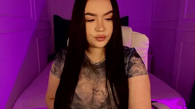 Snapshot of tinafox_ chatting on 03/06/26, 08:11 tinafox online show from 03/06/26, 08:11