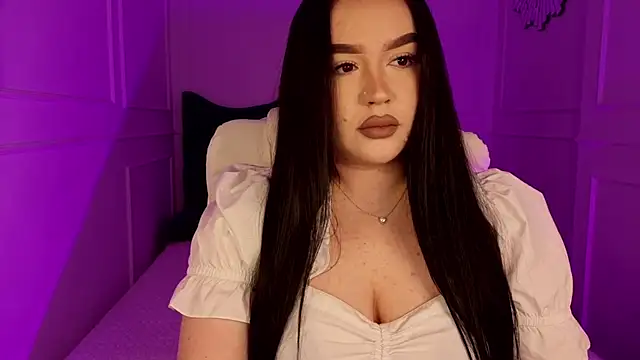 Snapshot of tinafox_ chatting on 03/23/26, 04:00 tinafox online show from 03/23/26, 04:00