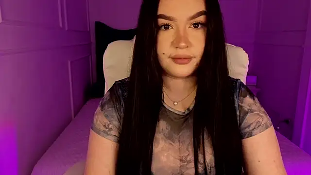 Snapshot of tinafox_ chatting on 04/06/26, 07:20 tinafox online show from 04/06/26, 07:20