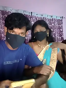 Snapshot of hotcopuleandsweet chatting on 02/27/26, 04:40 hotcopuleandsweet online show from 02/27/26, 04:40