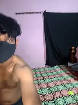 Snapshot of hotcopuleandsweet chatting on 04/05/26, 04:04 hotcopuleandsweet online show from 04/05/26, 04:04