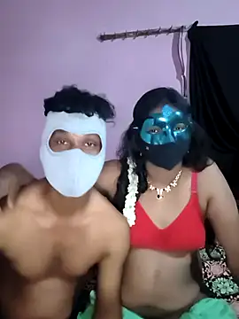 Snapshot of hotcopuleandsweet chatting on 04/08/26, 05:02 hotcopuleandsweet online show from 04/08/26, 05:02