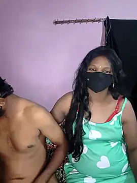 Snapshot of hotcopuleandsweet chatting on 04/09/26, 04:23 hotcopuleandsweet online show from 04/09/26, 04:23